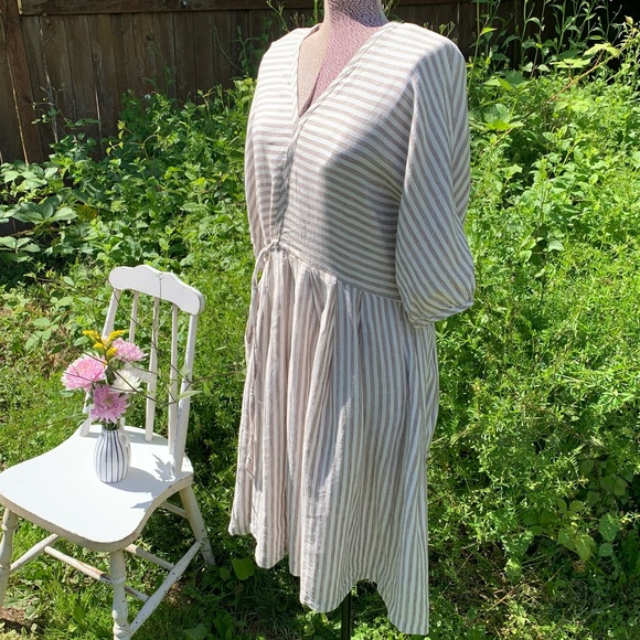 MODASPIA French Stripe Linen Dress - Picture 10 of 14